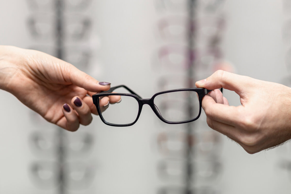 ¿Qué comunican tus anteojos? - Por María Soto